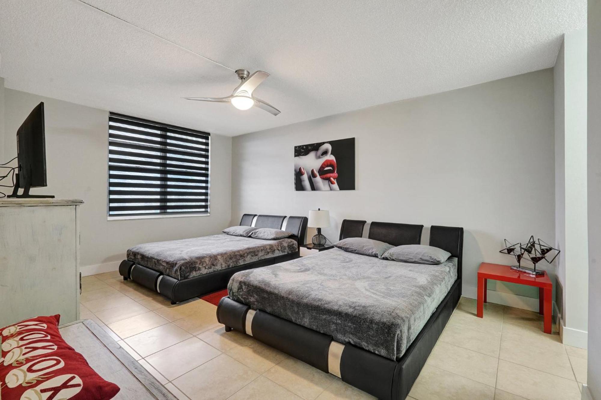 Flip Flop Paradise In Hollywood Florida Bagian luar foto